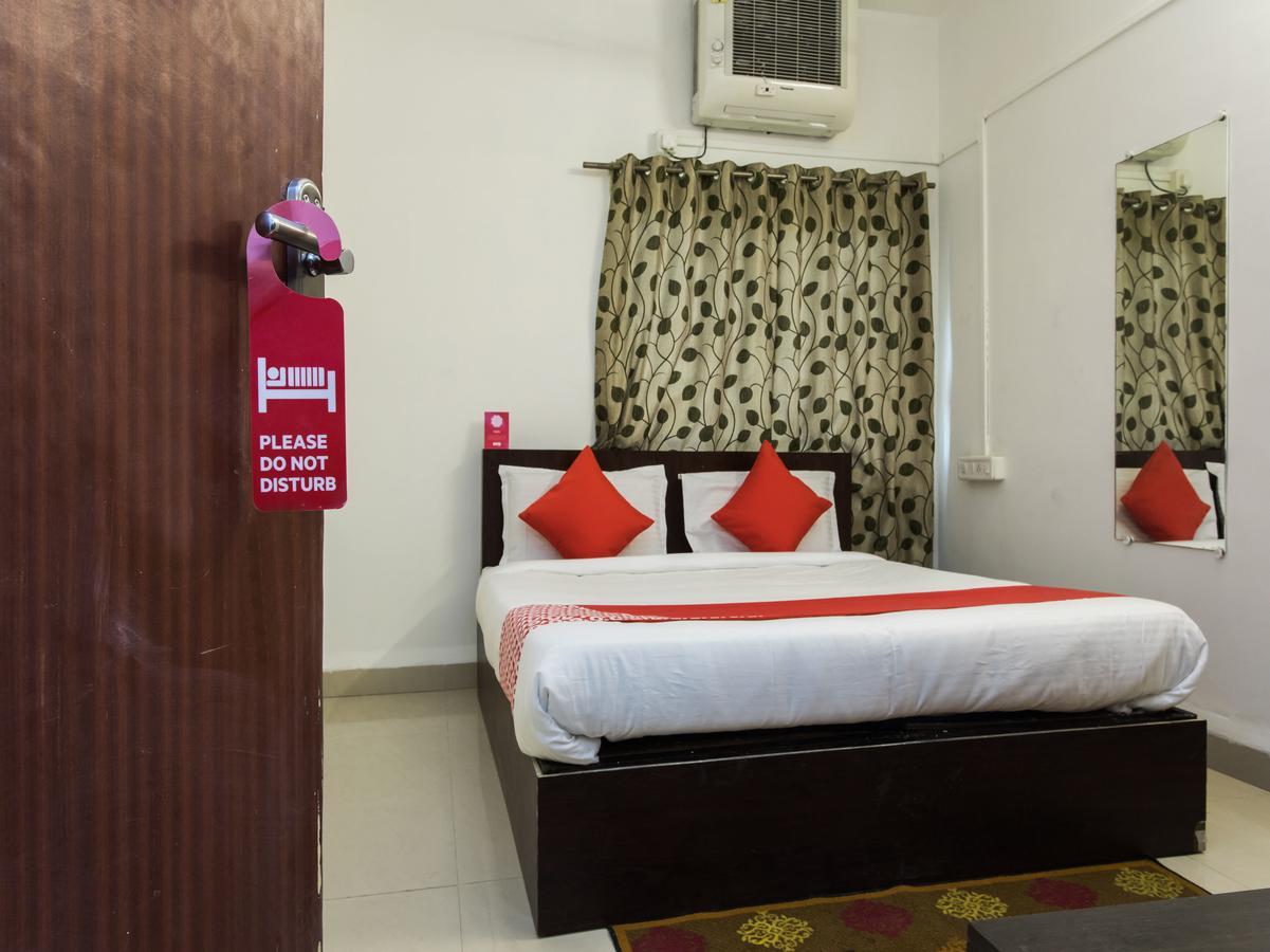 Oyo 14856 Resort Raghav Palace Indore Exterior foto