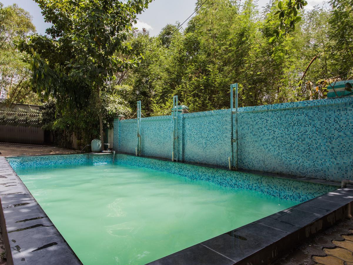 Oyo 14856 Resort Raghav Palace Indore Exterior foto